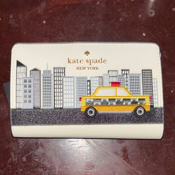 kate spade Handbags - Kate Spade 🆕 New York NYC Big Apple Medium Wallet Novelty collectible.